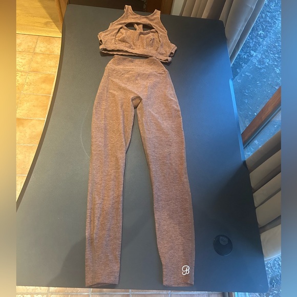 (3) Bombshell Workout Set Bundle - Picture 6 of 13